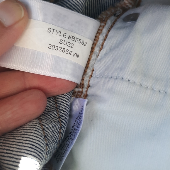 J. Crew Classic Straight Jeans Women's size 32 - Picture 9 of 11